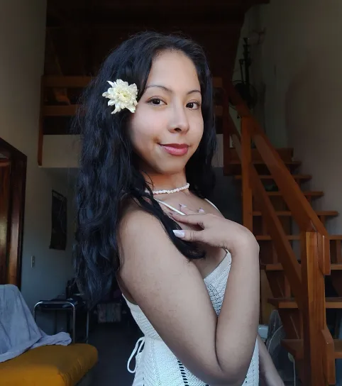 Antuanette Rozas